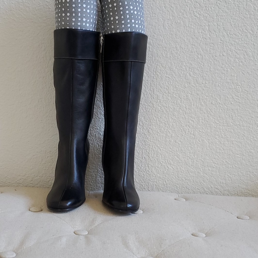 Ann Klein black leather boots